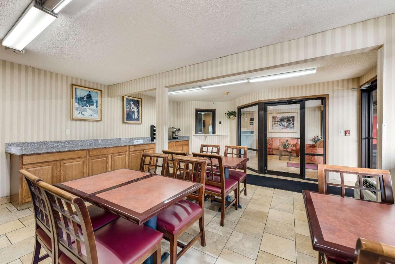 Rodeway Inn كولومبوس المظهر الخارجي الصورة