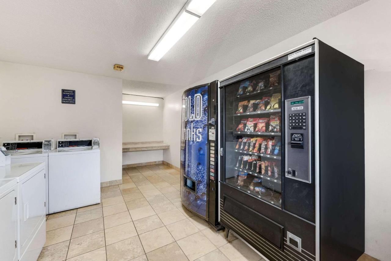 Rodeway Inn كولومبوس المظهر الخارجي الصورة