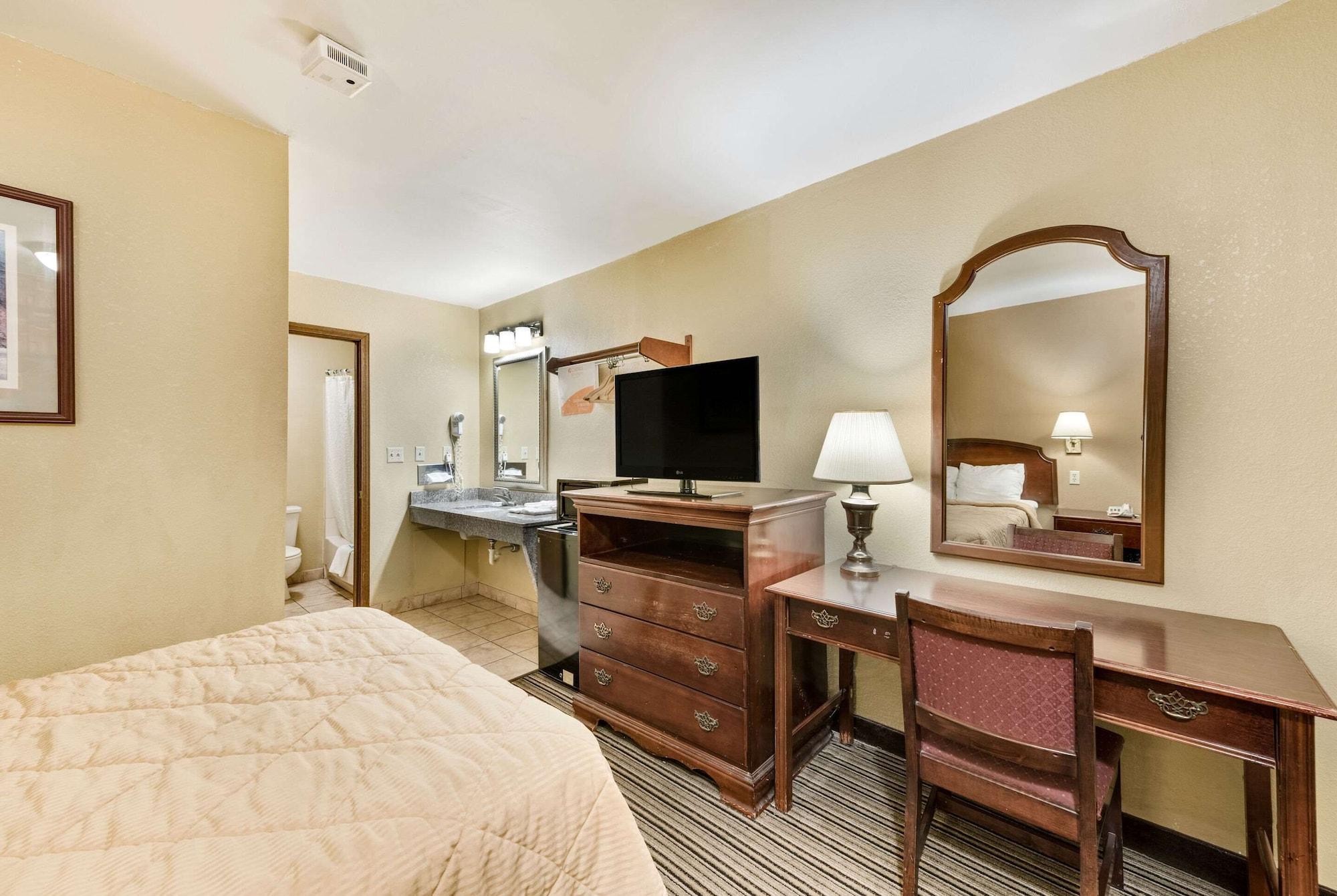 Rodeway Inn كولومبوس المظهر الخارجي الصورة