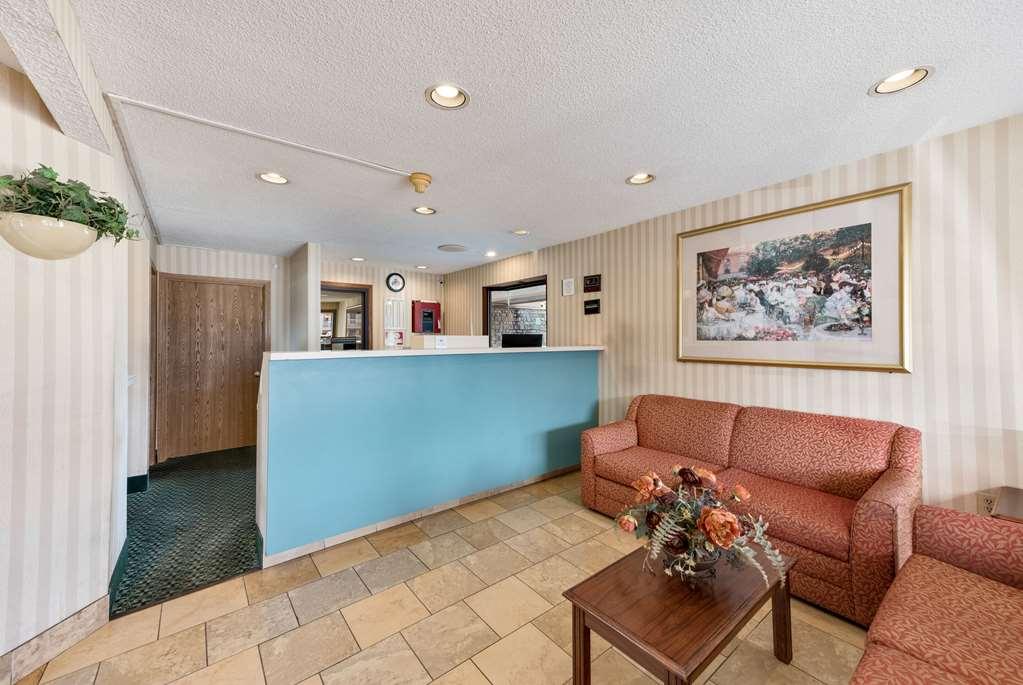 Rodeway Inn كولومبوس المظهر الداخلي الصورة